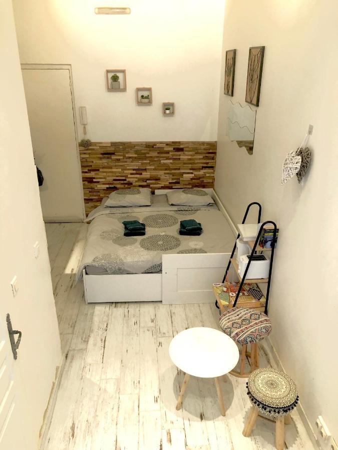 Cozy Nest Apartment Toulon Luaran gambar