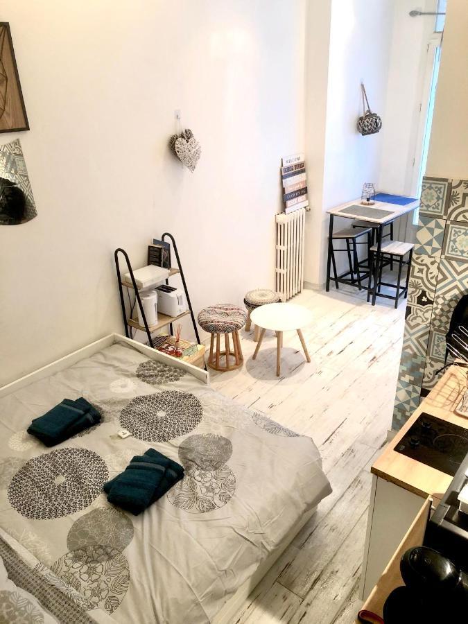 Cozy Nest Apartment Toulon Luaran gambar